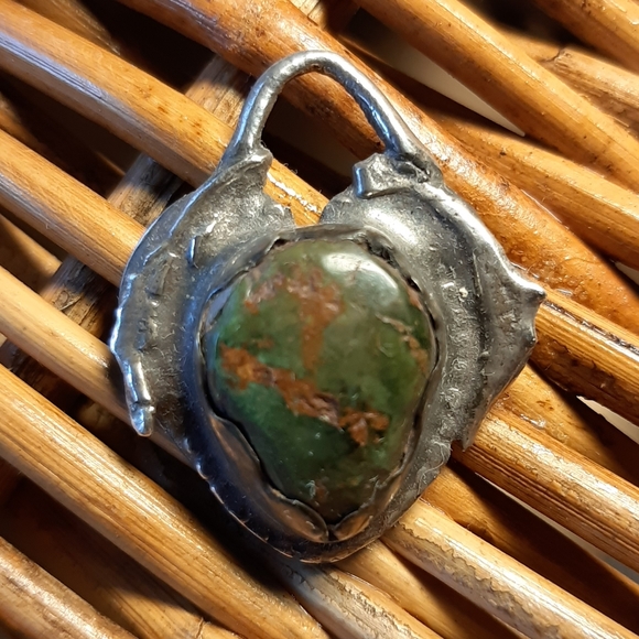Vintage Green Turquoise Charm/Pendant - Picture 3 of 4